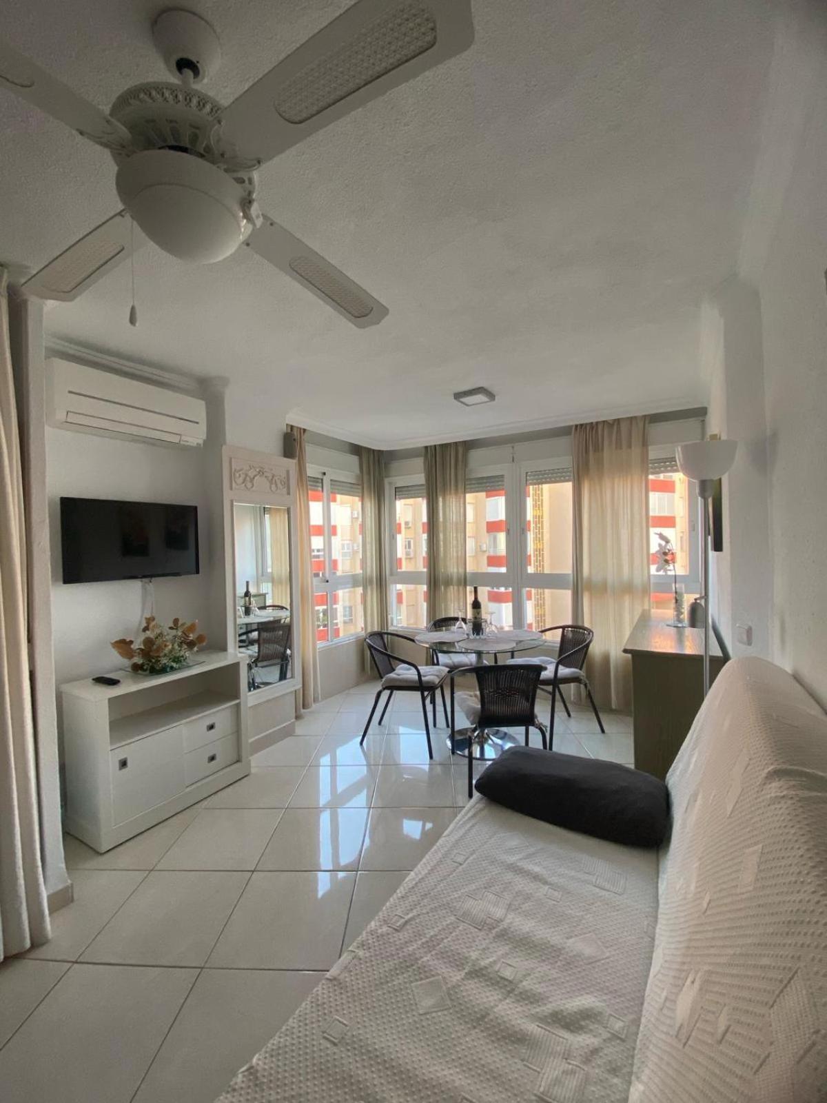 Apartamento Frente Al Mar Torrox Eksteriør bilde